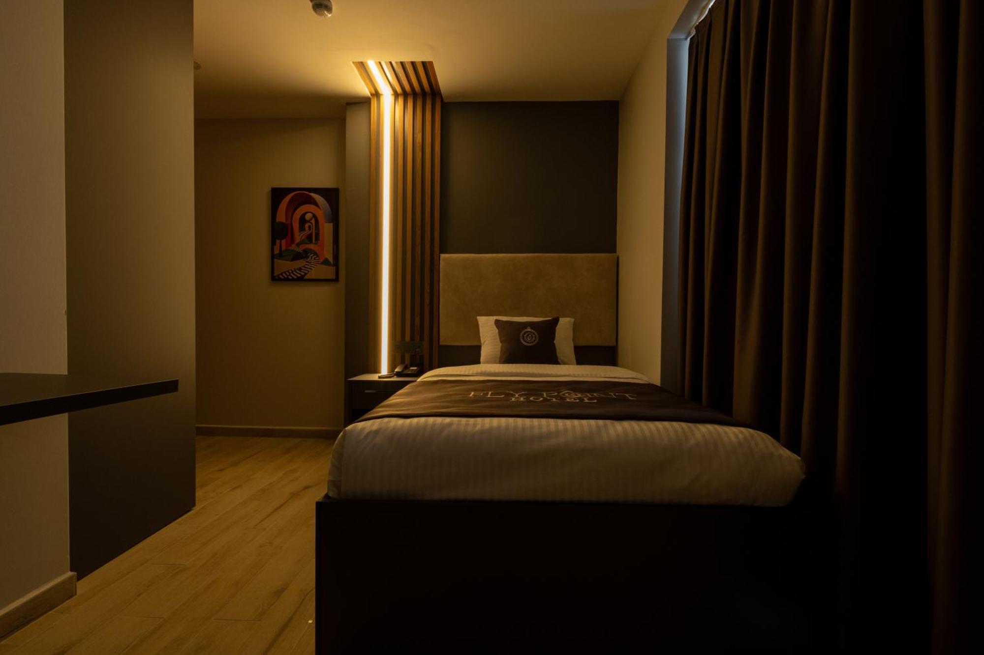 Fly Point Airport Hotel Arnavutkoy Exterior photo